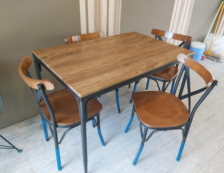 میز ۴نفره لهستانی کامپیران رسا