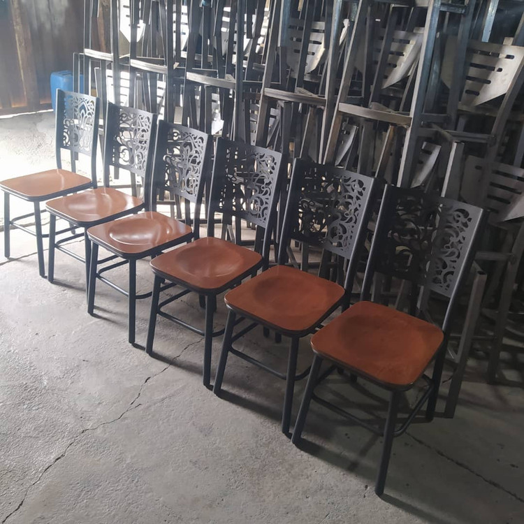 صندلی پشت لیزری کامپیران رسا