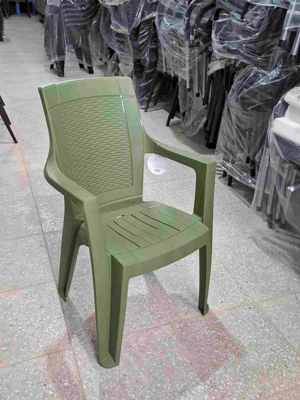 صندلی پلاستیکی کامپیران کد 0۸۰