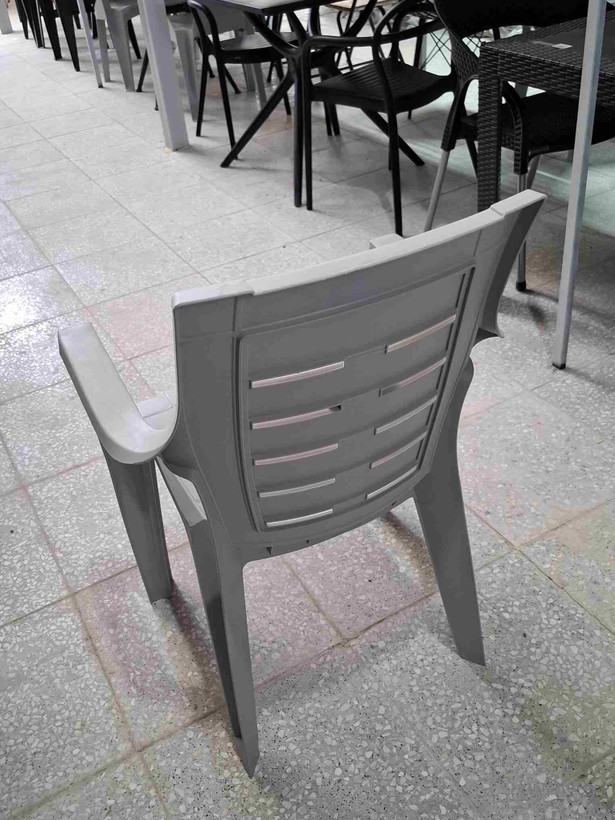 صندلی پلاستیکی کامپیران کد 0۹۰