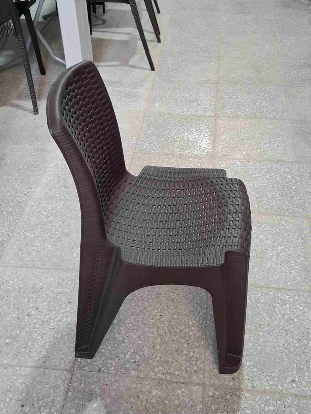 صندلی پلاستیکی کامپیران کد ۱۷۰