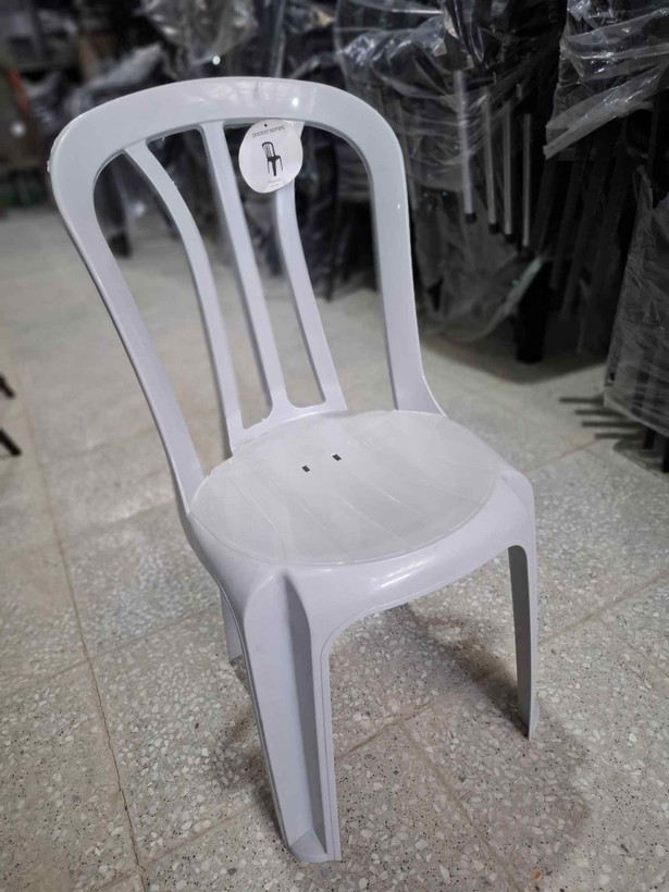 صندلی پلاستیکی کامپیران کد ۲۱۰