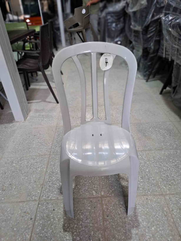 صندلی پلاستیکی کامپیران کد ۲۱۰